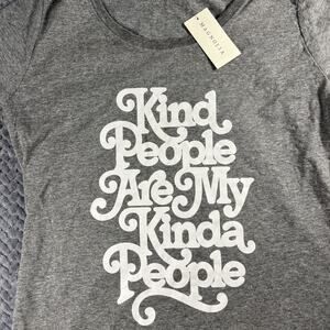 MAGNOLIA Silos Chip and Joanna Gaines Kindness Minimalist T Shirt Large Gray